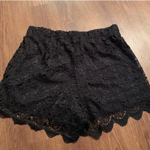 *Charlotte Russe Black Lace Shorts - Picture 2 of 2